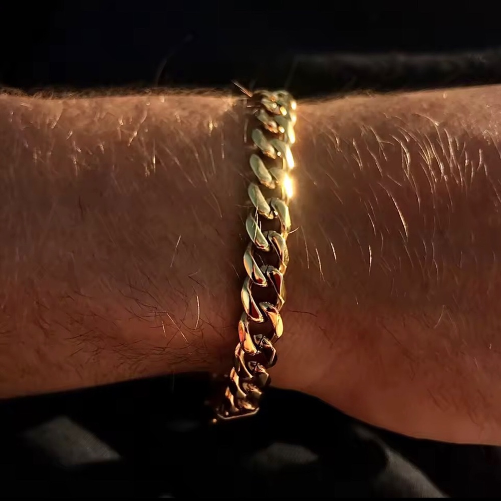 Gold Cuban Link Bracelet